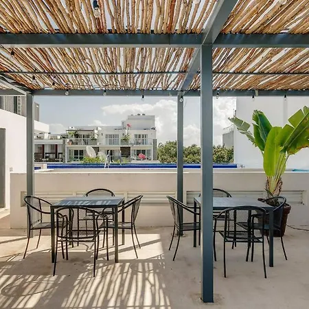 Danzamar 1B With Pool & Rooftop Near Mamitas Beach